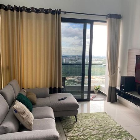 Eco Nest 3 Bedroom Duplex Apartment Nusajaya  Ngoại thất bức ảnh