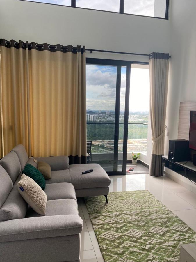 Eco Nest 3 Bedroom Duplex Apartment Nusajaya  Ngoại thất bức ảnh