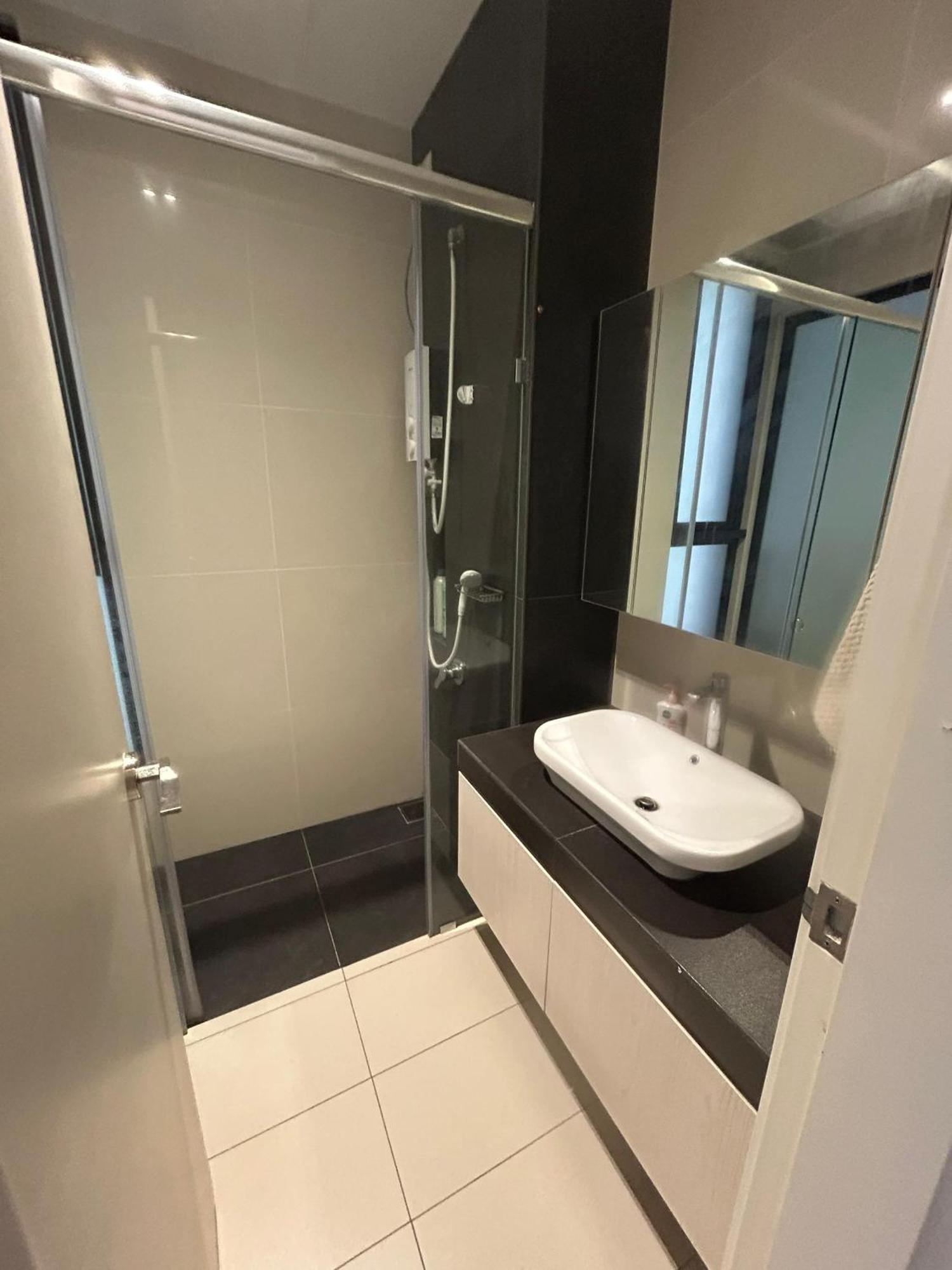 Eco Nest 3 Bedroom Duplex Apartment Nusajaya  Ngoại thất bức ảnh